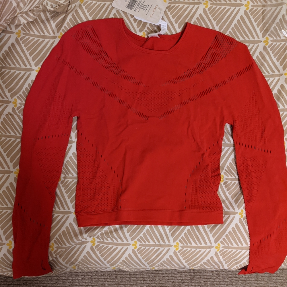 NWT Fabletics Red Sarah Sculptknit L/S Top